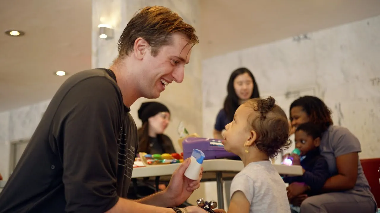 Einstein Medical Students Bring Their Passion for Music to Bronx Children