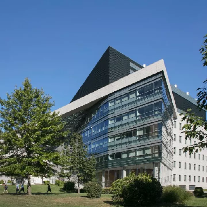 Price Center
