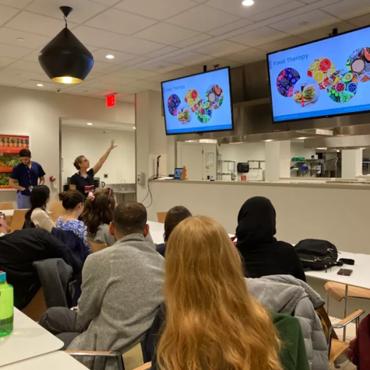 Primary Care & Social Internal Medicine Social Medicine Curriculum