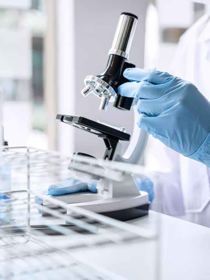 Biochemistry - labs flyout menu card image.