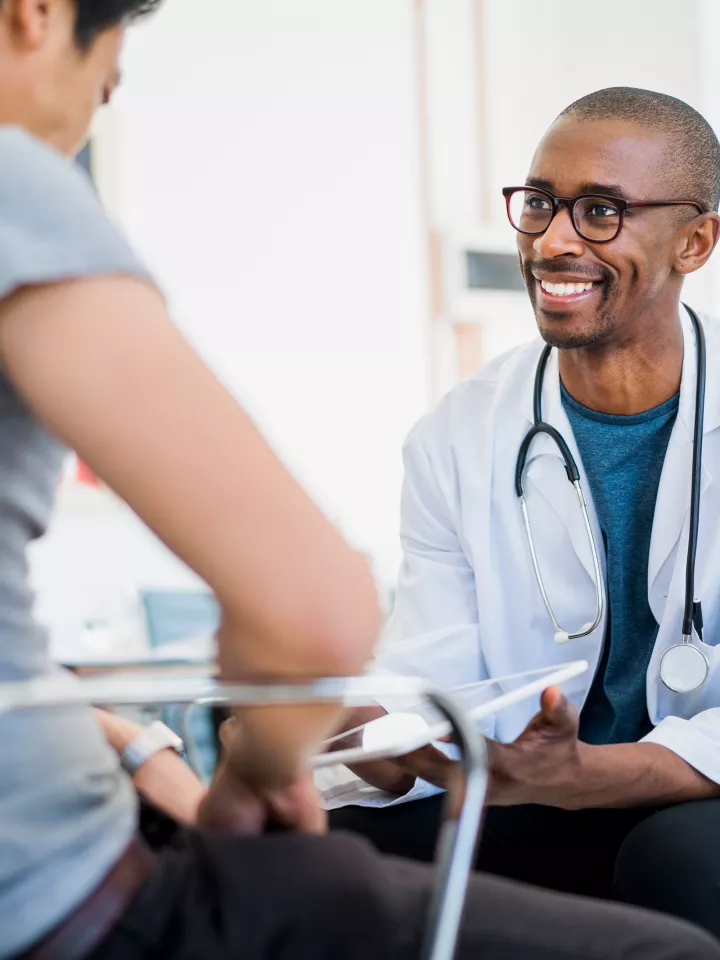 doctor-patient-hospital-consultation