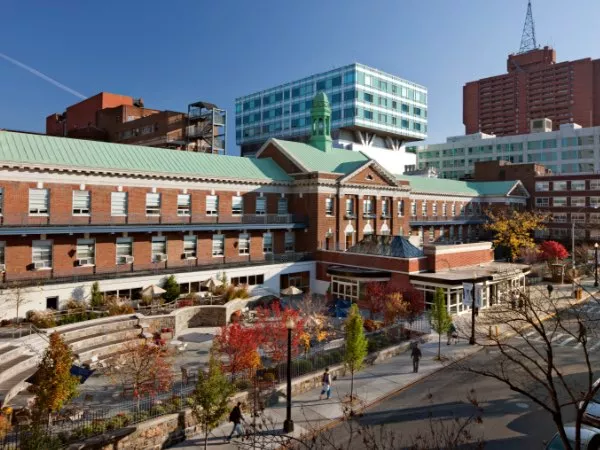 montefiore-hospital-moses