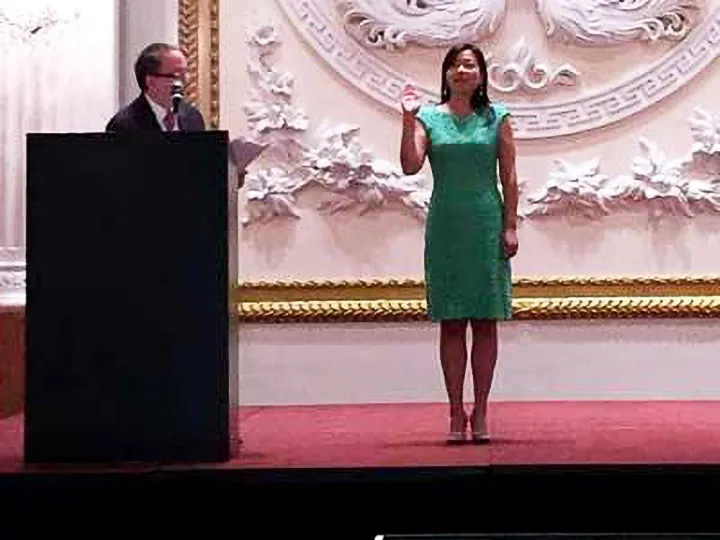 Yi Guo Swearing In